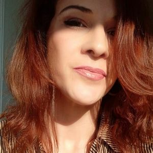 Meet your Posher, Leslie